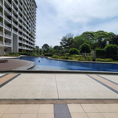 The Atherton- Spacious Modern Condo Unit In Paranaque Near The Airport, Makati, Bgc And Highways Paranaque City Eksteriør billede